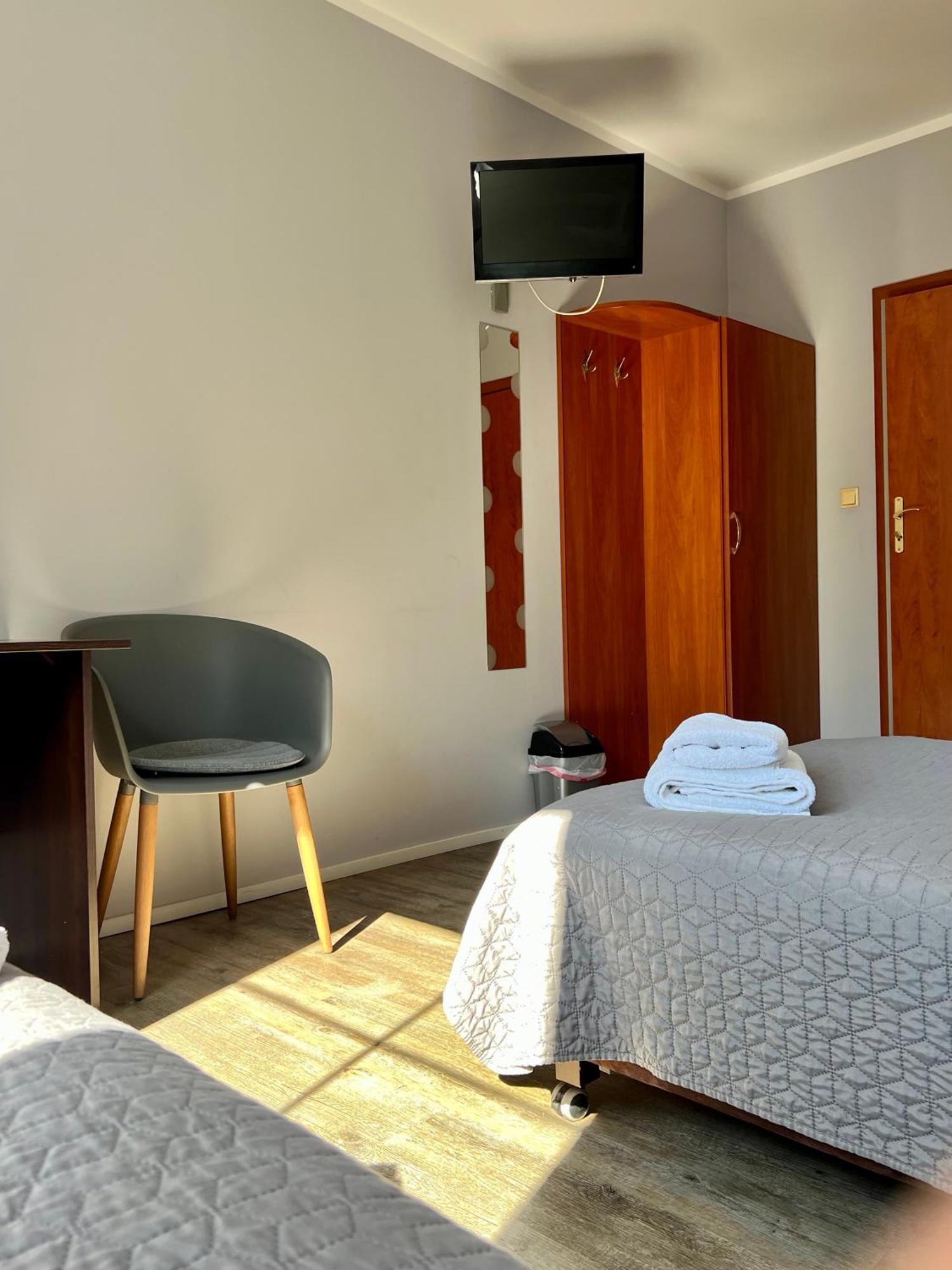 Motel Orzel Szczecinek Exterior foto